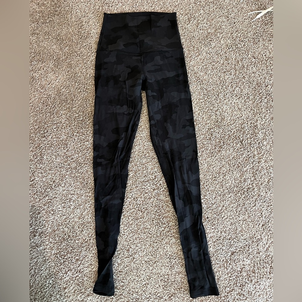 Ultra High Rise Dark Camo Lululemon leggings